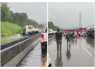 El articulado quedó atravesado en medio de la vía. /  Fotos: Diómedes Sánchez