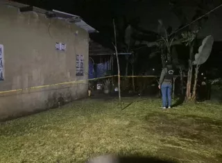 La víctima se encontraba fuera de una casa, cerca de un árbol, cuando llegó una persona y le realizó varios disparos que terminaron con su vida.  /  Foto archivo: Diómedes Sánchez