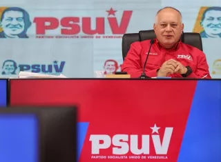 Diosdado Cabello precisó que el Ministerio Público solicitó ante un tribunal revocar la excarcelación de Guanipa, luego de que el opositor ofreciera declaraciones a la prensa. Foto. EFE
