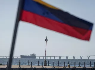 Fotografía de archivo un barco transportando petróleo. Foto. EFE 
