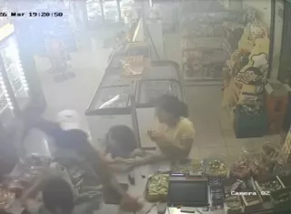 ¡Se le voló el arma! Torpeza de delincuente frustra asalto en Chitré