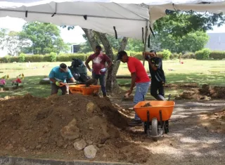 Proceso de exhumaciones realizadas en el Cementerio Jardín de Paz. Foto: Cortesía