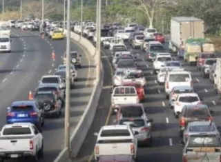 Se espera que el flujo aumente entre la noche de este viernes y mañana. 