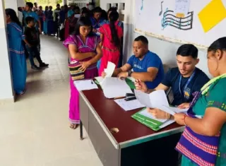 La semana pasada fue de bastante movimiento comercial en la comarca Ngäbe-Buglé con el desembolso del último pago del Pase-U de 2025. Cortesía 