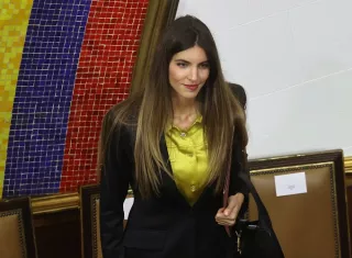 Camila Fabri, esposa de Alex Saab, fue destituida como viceministra de Comunicación Internacional, por la presidenta interina de Venezuela Delcy Rodríguez. Foto. EFE
