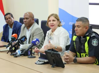 La ATTT pidió a los conductores planificar sus rutas y respetar las señales de tránsito. El llamado es claro: organizarse desde temprano para que el regreso a clases no se convierta en un dolor de cabeza para nadie.