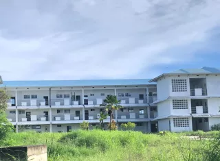 Moradores consultados indicaron que hace aproximadamente seis meses no se ven trabajadores en el área.