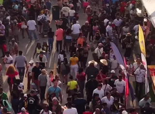 Miles de personas gozaron de un día familiar en el evento "Sabores de Colón". Foto. Diómedes Sánchez