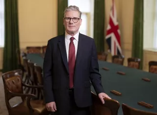  El primer ministro del Reino Unido, Keir Starmer, anunció que enviará a la isla mediterránea varios helicópteros Wildcat y el destructor HMS Dragon, uno de los más potentes de la Marina Real Británica, con el objetivo de proteger al personal militar destinado en Chipre. Foto. EFE 