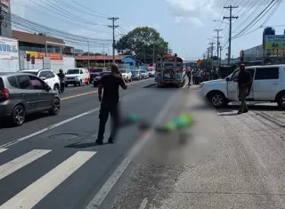 En coma: Trabajadora de aseo lucha por su vida luego de brutal atropello