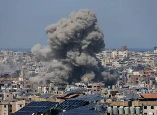 Se estima que doce personas perdieron la vida y otras 28 resultaron heridas. 