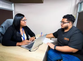 Buen alivio al bolsillo: UDELAS baja 40% la matrícula