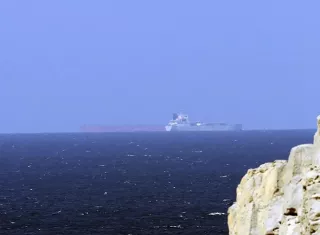 India, importa aproximadamente el 60% de sus necesidades del  Gas Licuado de Petróleo GLP, y de ese volumen, el 90% transita obligatoriamente por el estrecho de Ormuz. Foto. EFE