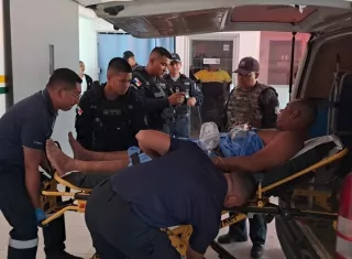 Policía herido durante balacera en parking en Cerro Batea