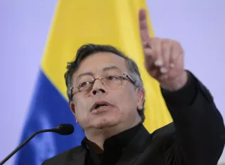 "Mi visa hacia EEUU como presidente me fue devuelta hasta el final del mandato. Después realmente no necesito visa", manifestó Gustavo Petro en su cuenta de X. Foto. EFE