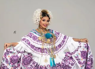 Este año, Amaellys Miranda Núñez fue electa como la reina del festival y se confiesa como una apasionada por el folclor y las tradiciones panameñas.