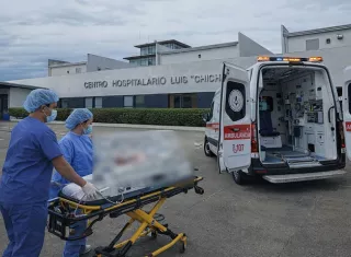 La menor fue remitida al Hospital del Niños en ciudad capital.  /  Imagen ilustrativa: Generada con IA Copilot