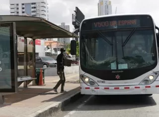MiBus no sube pasaje, pero recorta rutas y ajusta operaciones