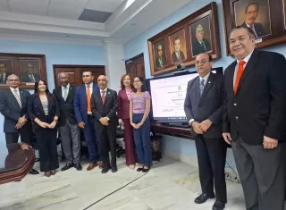 Con este paso, la casa de estudios abre una nueva etapa en la emisión de títulos académicos.