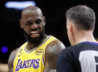 LeBron James, quien este sábado se convirtió en el jugador con más partidos en la historia de la NBA./ Foto: EFE