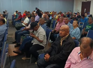 Los transportistas consideran que el escenario futuro será complejo, por lo que hacen un llamado a las autoridades para que se evalúen medidas que permitan garantizar la sostenibilidad del servicio. Foto. Melquíades Vásquez