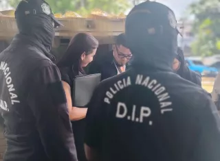 Caso fentanilo: Fiscalía entra a bodegas de medicina de la Caja Seguro Social 