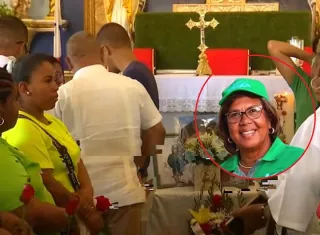 Entre lágrimas despiden a doña Cheba, 'Hormiguita' que falleció atropellada