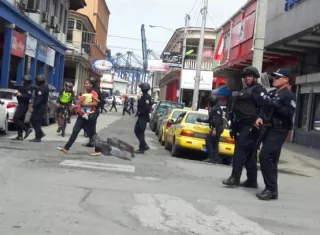 Amarran y roban a cubanos dentro de apartamento