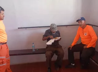 Hallan sano y salvo a adulto mayor con Alzheimer desaparecido en Los Santos