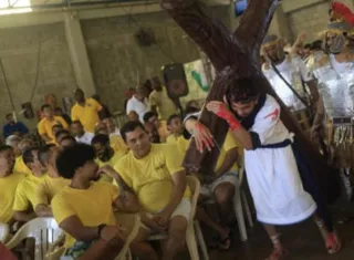 Interpretar la pasión de Cristo, modo de expiar los pecados para reos