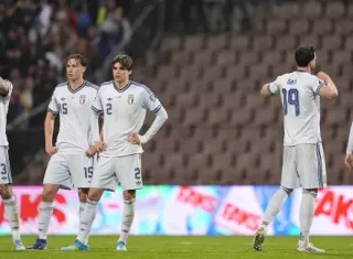 Renuncia presidente del fútbol italiano tras no clasificar al Mundial 2026