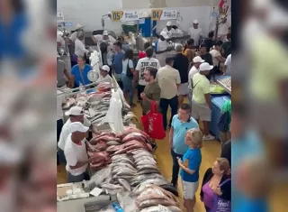  Se recomienda recorrer los diferentes puestos y comparar precios.  / Captura de video