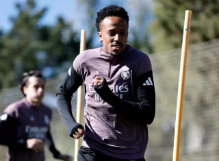 Eder Militao vuelve a una convocatoria del Real Madrid