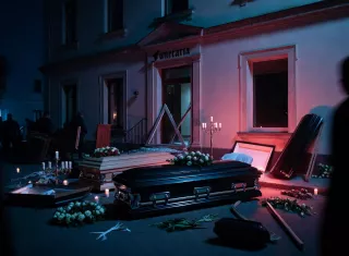 ¡No respetan! Delincuentes roban en funeraria este Sábado de Gloria