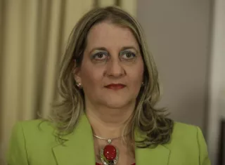 Ángela Russo es elegida Defensora del Pueblo con 37 votos en Asamblea