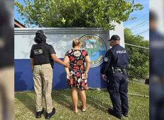 Mujer uso documentación falsa para pedir préstamos bancarios; quedó detenida