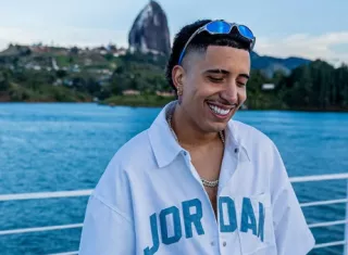 ¡Acá se dice Xu...! Mr. Stiven confunde la jerga  y los influencers pasan pena