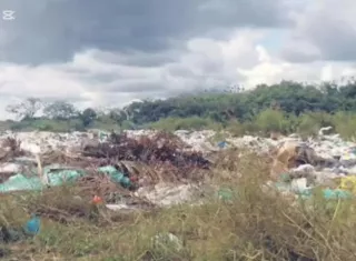 Humo, moscas y enfermedades: Botadero tiene a El Jobo en el límite 