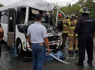 Siete heridos deja colisión entre bus y camión cisterna en Chepo