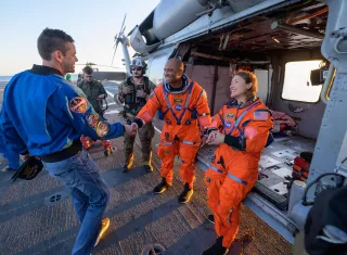 ¡Regresaron de la luna! Artemis II cierra misión sin fallas!