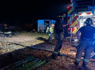 Tres contenedores con aceite hidráulico estallan en llamas en Punta Chame