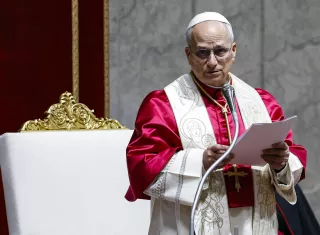 Trump ataca al papa León XIV y lo acusa de complacer a la izquierda