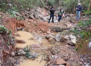 Quebrada El Naranjo en Capira es afectada por la minería ilegal