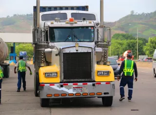Esta modificación responde a la necesidad de optimizar el flujo vehicular y reforzar la seguridad vial en las rutas principales. Foto Ilustrativa: Archivo