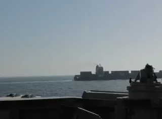 Ejército de Irán denuncia violación del alto el fuego tras ataque a un buque