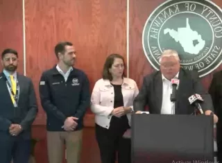 Dos muertos y más de 30 heridos tras fuga química en planta de West Virginia