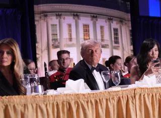 Atentado en Washington: Evacuan a Trump tras tiroteo en cena de corresponsales
