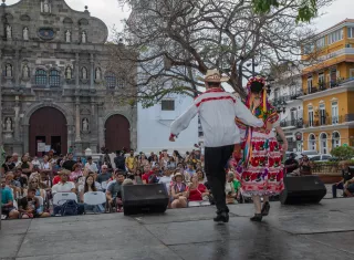 De todo el continente llegaron a tirar paso en el Casco