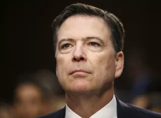 Al exdirector del FIB, James Comey, se le imputaron dos cargos federales relacionados con supuestas amenazas contra el presidente de Estados Unidos, Donald Trump. Foto. EFE