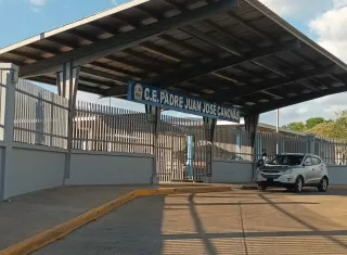 La directora, Ada Cornejo de Oses, explicó que apenas ocurrió la situación se activaron los protocolos del Ministerio de Educación.